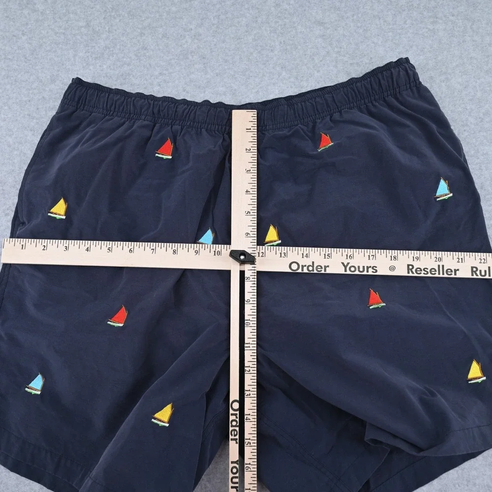 Castaway Nantucket Island Mens Navy Blue Sailboat Embroidered Swim Trunks Medium